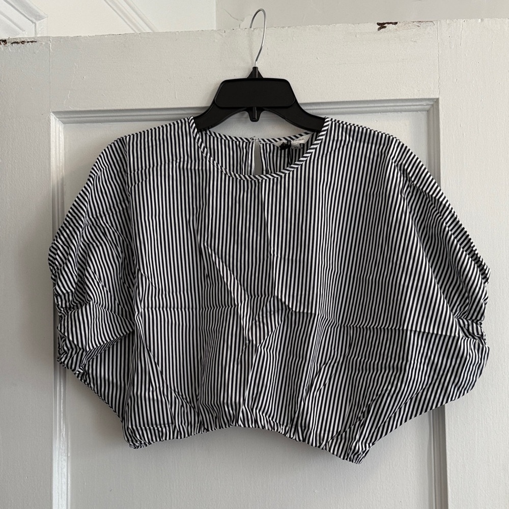 Banana Republic Striped Black and White Women's Top Size:XS